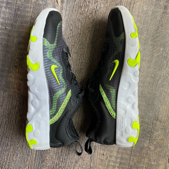 Nike Other - Nike Renew Lucent Boys Athlectic size 2Y.